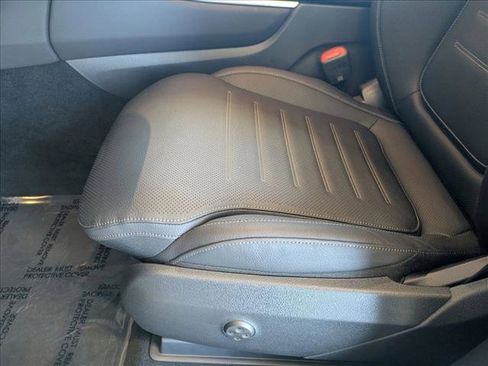 New 2026 Mercedes-Benz GLC 43 AMG 4MATIC image 4