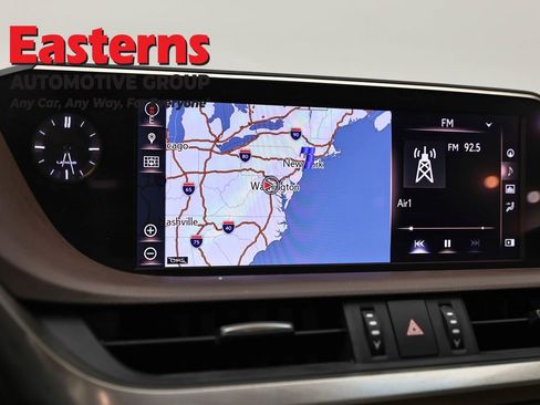 Used 2019 Lexus ES 350 Ultra Luxury image 22