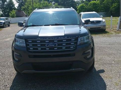 Used 2016 Ford Explorer Limited w/ Class II Trailer Tow Package FWD image 6