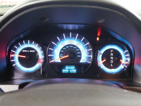 Used 2011 Ford Fusion SE FWD image 37