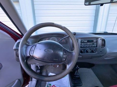 Used 1998 Ford F150 4x4 Regular Cab image 12