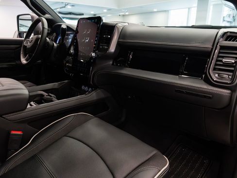 Used 2026 RAM 2500 Limited image 28