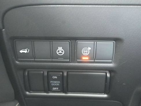 Used 2021 Nissan Armada Platinum w/ Captain's Chairs Package AWD/4WD image 30