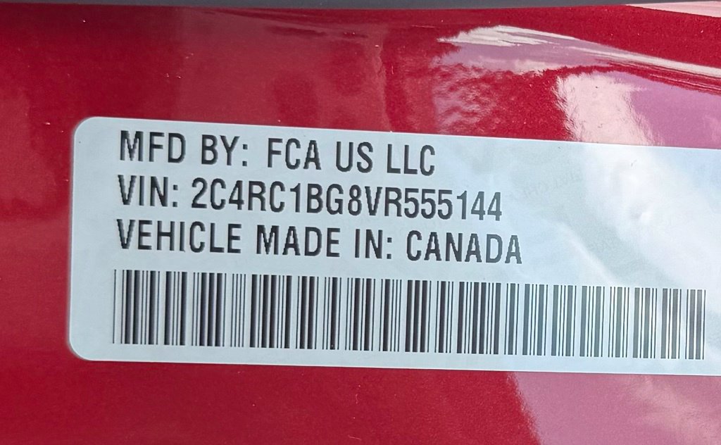 New 2027 Chrysler Pacifica Select w/ Family Tech Group FWD image 39