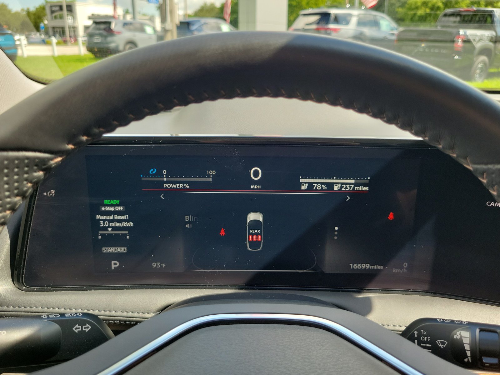 Used 2024 Nissan Ariya AWD image 22