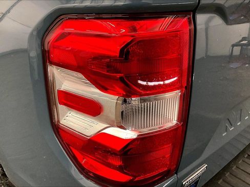 Used 2022 Ford Maverick XLT image 28