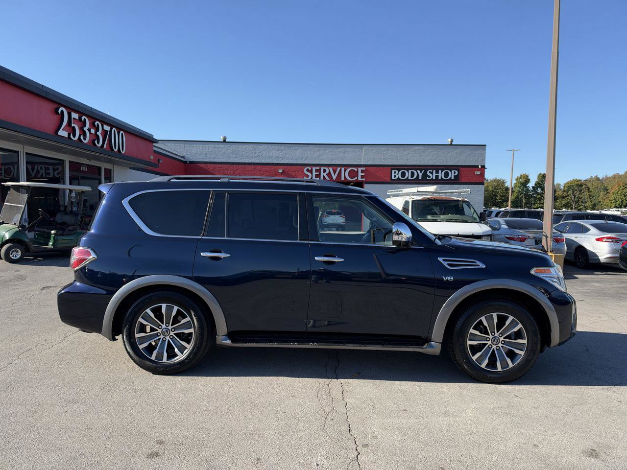 Used 2019 Nissan Armada SL w/ Premium Package AWD/4WD image 2