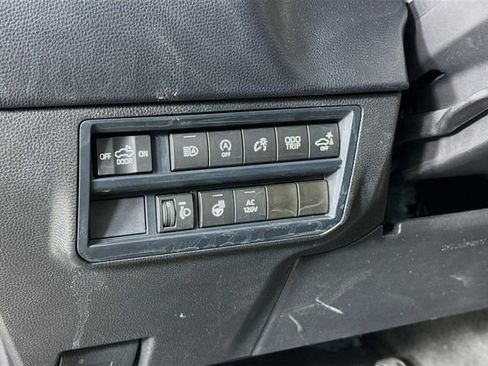 Used 2024 Toyota Tundra SR5 image 10