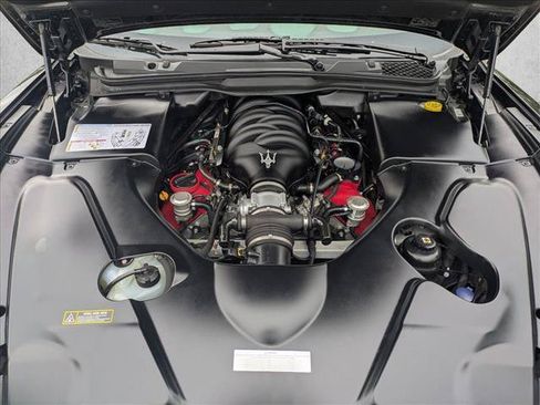 Used 2019 Maserati GranTurismo Sport RWD image 22