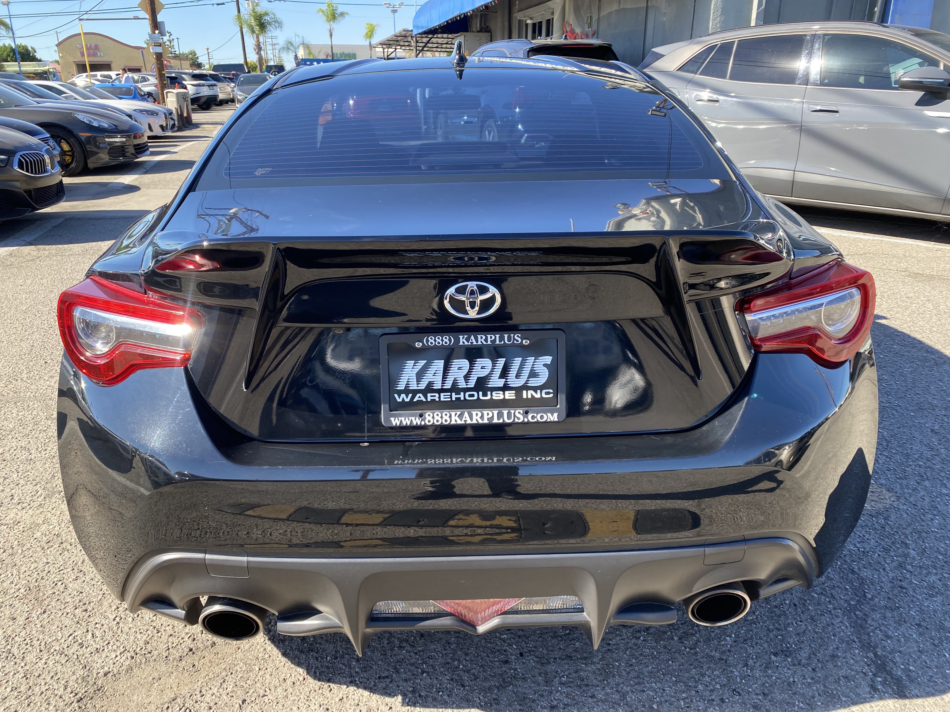 Used 2017 Toyota 86 RWD image 12