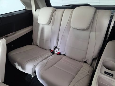 New 2026 Mercedes-Benz GLS 450 4MATIC image 14