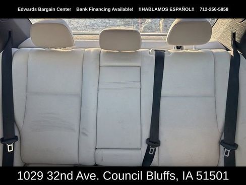 Used 2011 Mercedes-Benz C 300 4MATIC Sedan image 23