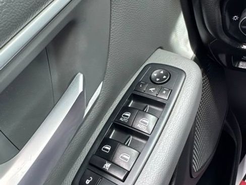 Used 2020 RAM 1500 Big Horn AWD/4WD image 43