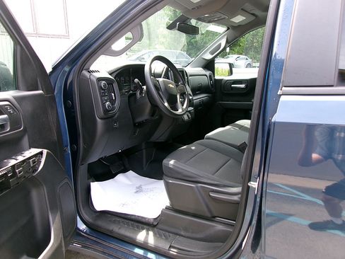 Used 2019 Chevrolet Silverado 1500 Custom w/ Custom Convenience Package image 13