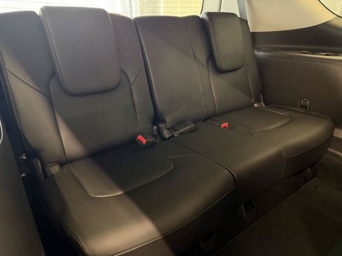 Used 2024 Nissan Armada Platinum w/ Captain's Chairs Package AWD/4WD image 20