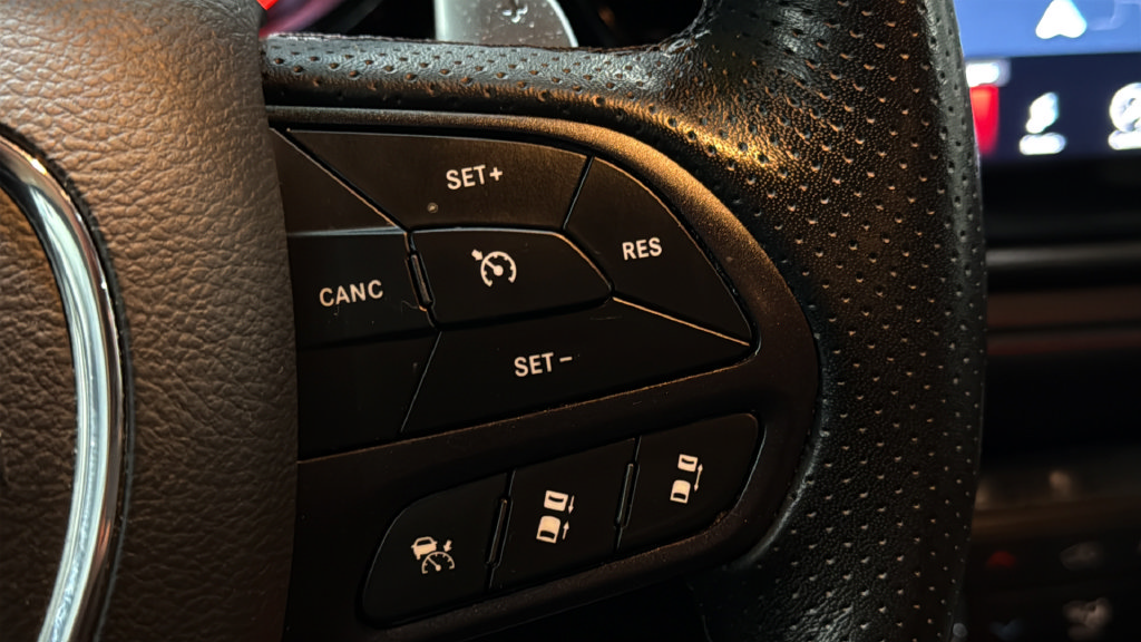 Used 2025 Dodge Durango R/T AWD/4WD image 26