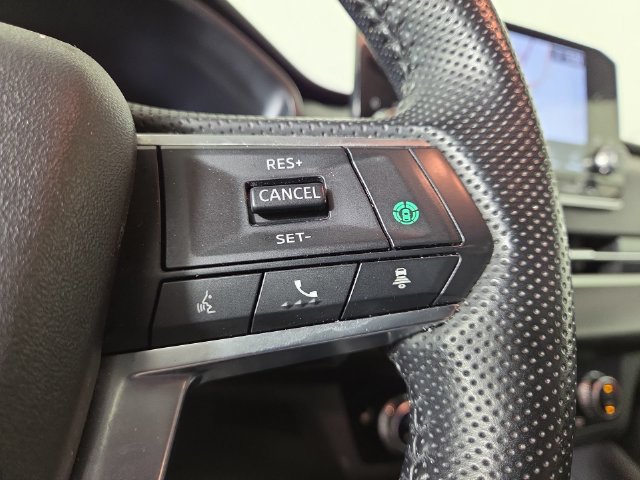 Used 2024 Mitsubishi Outlander SE AWD/4WD image 27