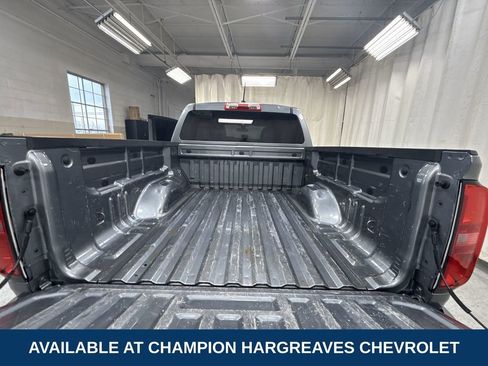 Used 2022 Chevrolet Colorado W/T w/ Custom Special Edition image 34