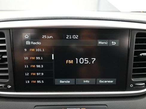 Used 2022 Kia Sportage LX FWD image 11
