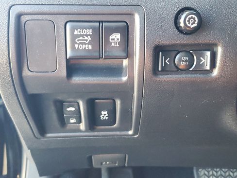 Used 2012 Lexus IS 250C image 18