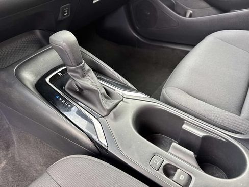 Used 2024 Toyota Corolla LE FWD image 29