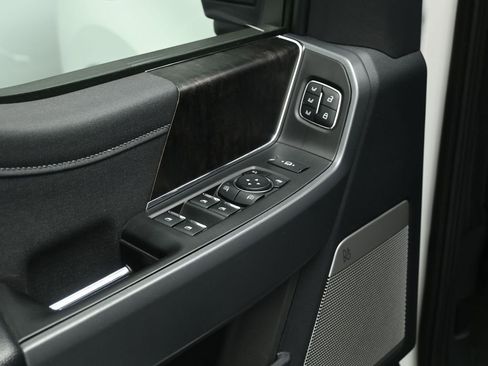 Certified 2023 Ford F250 Lariat w/ Lariat Ultimate Package image 10