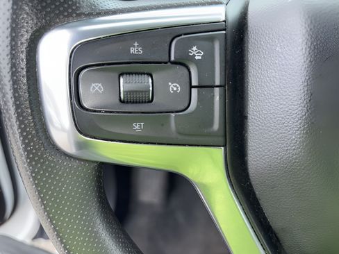 Used 2024 Chevrolet Blazer LT FWD image 14