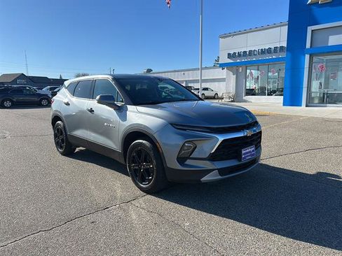 Used 2025 Chevrolet Blazer LT AWD/4WD image 8