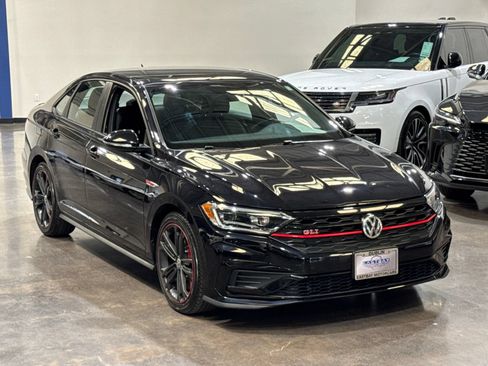 Used 2019 Volkswagen Jetta GLI FWD image 5
