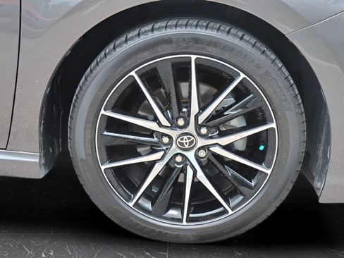 Used 2023 Toyota Camry SE w/ Cold Weather Package FWD image 24