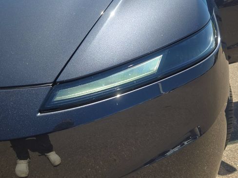 Used 2026 Tesla Model Y 2WD image 28