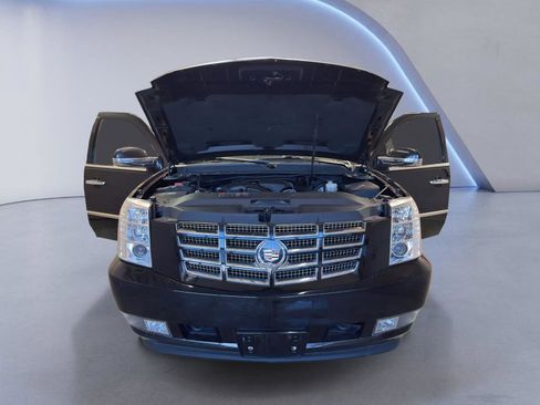 Used 2013 Cadillac Escalade ESV Luxury AWD/4WD image 8