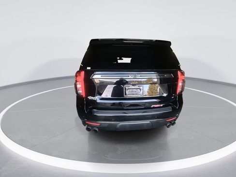 Used 2022 Chevrolet Tahoe RST w/ Sport Performance Package image 7