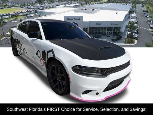 Used 2023 Dodge Charger R/T w/ Blacktop Package RWD image 2