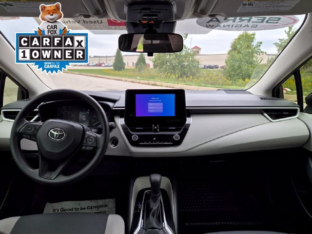 Used 2025 Toyota Corolla LE w/ Convenience Package FWD image 31