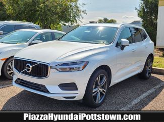 Used 2019 Volvo XC60 T5 Momentum w/ Multimedia Package image 1