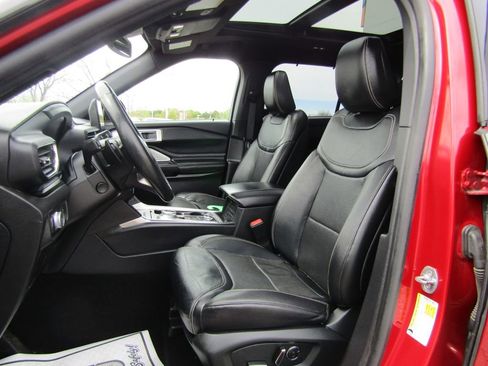 Used 2020 Ford Explorer ST w/ ST Street Pack AWD/4WD image 12