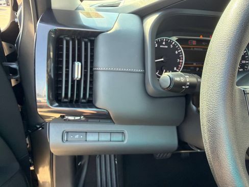 Used 2026 Nissan Pathfinder S AWD/4WD image 27