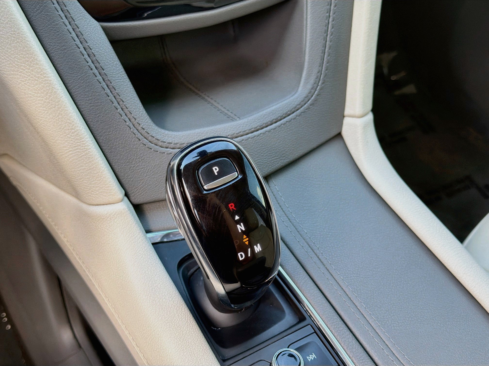Used 2022 Cadillac XT6 Premium Luxury FWD image 15
