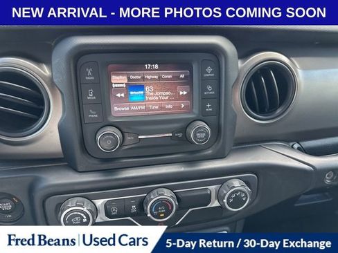 Used 2020 Jeep Wrangler Unlimited Sport image 11