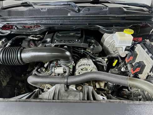 Used 2019 RAM 1500 Limited AWD/4WD image 31