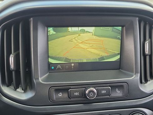 Used 2018 Chevrolet Colorado W/T w/ Custom Special Edition image 10