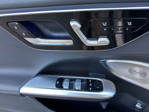 Certified 2025 Mercedes-Benz C 300 Sedan image 10