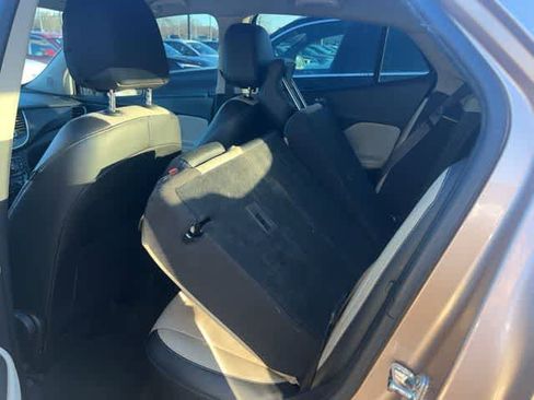 Used 2018 Buick Encore Preferred image 7