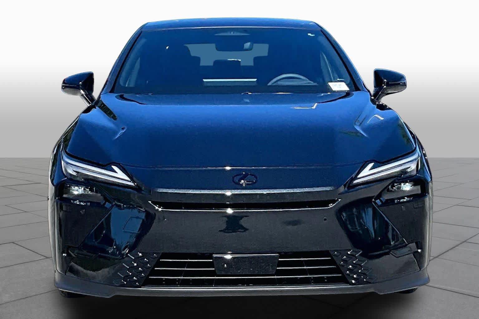 Used 2026 Lexus ES 350h w/ Accessory Package (K3) FWD image 4