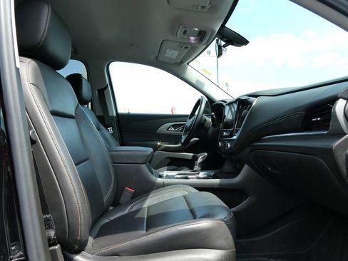Certified 2021 Chevrolet Traverse LT AWD/4WD image 14