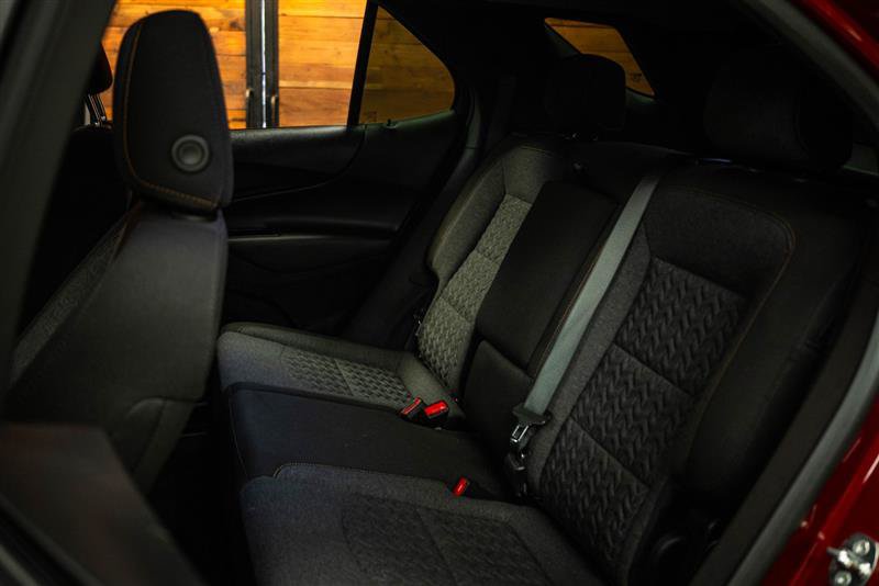 Used 2023 Chevrolet Equinox LT w/ Driver Convenience Package FWD image 11