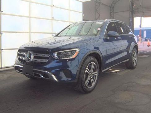Used 2020 Mercedes-Benz GLC 300 4MATIC image 1