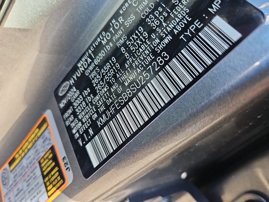 Used 2025 Genesis GV80 2.5T Standard AWD/4WD image 14