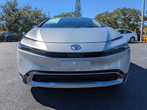 New 2026 Toyota Prius Plug-In Hybrid FWD image 9